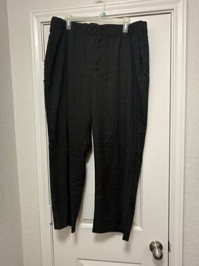 Women's Black Plaid Elastic-Waist Dress Pants